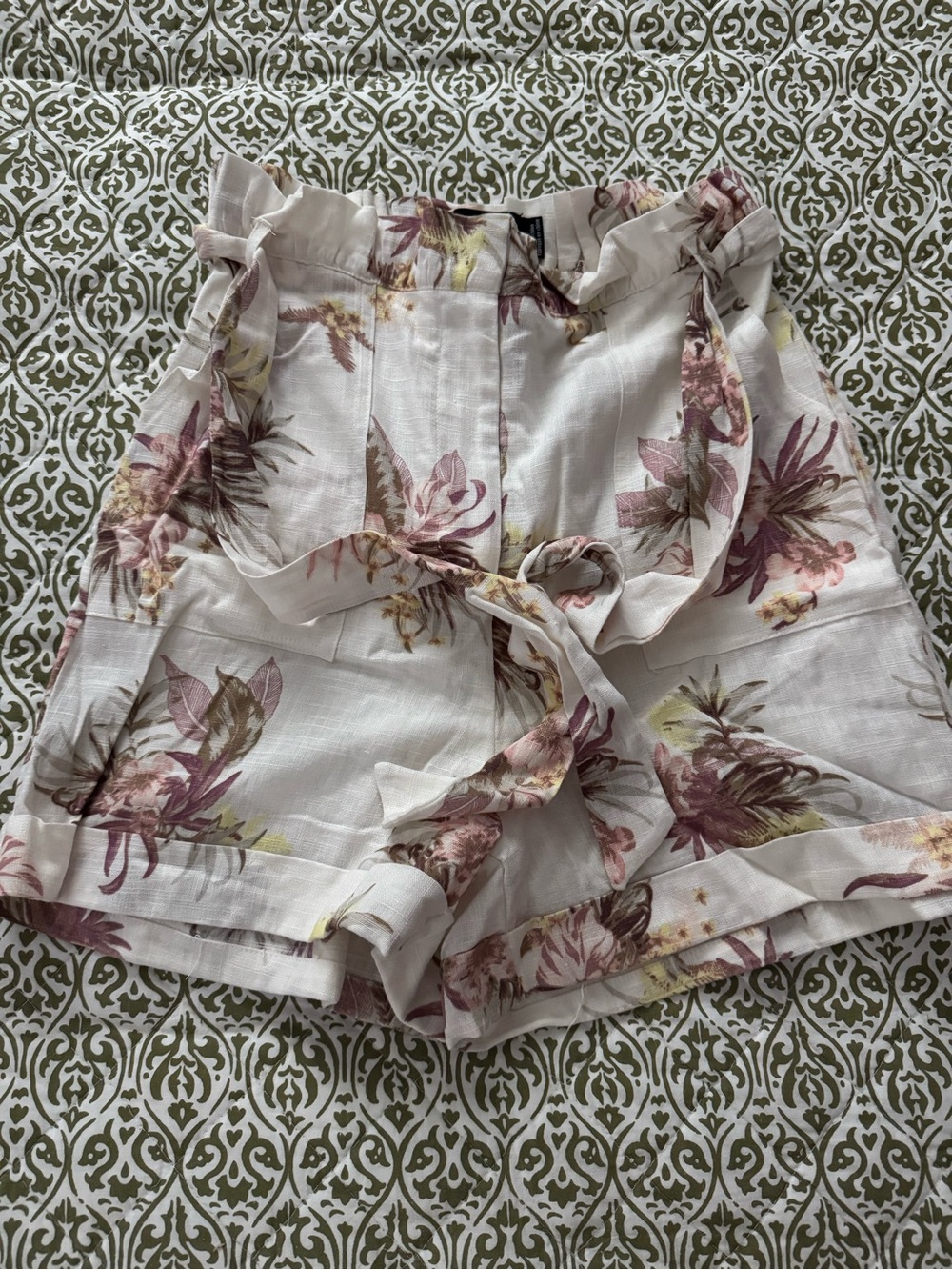 MINKPINK Cream Floral Paperbag Waist Shorts